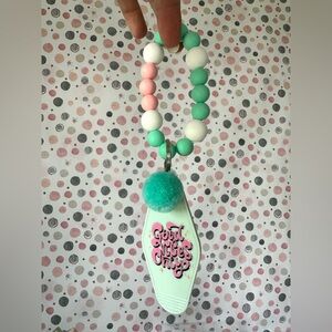 Personalized Cute beaded trending hotel keychain Wristlet Mint Gr Light Pink